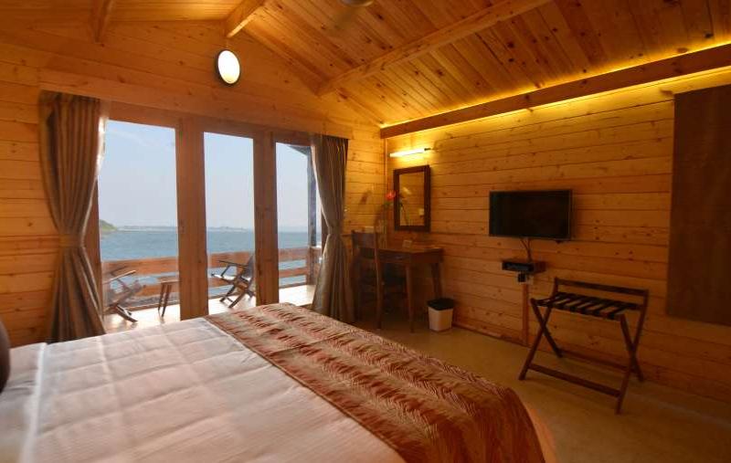 Bay15 – A juSTa Resort