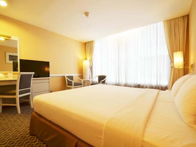 The City Hotel Sriracha