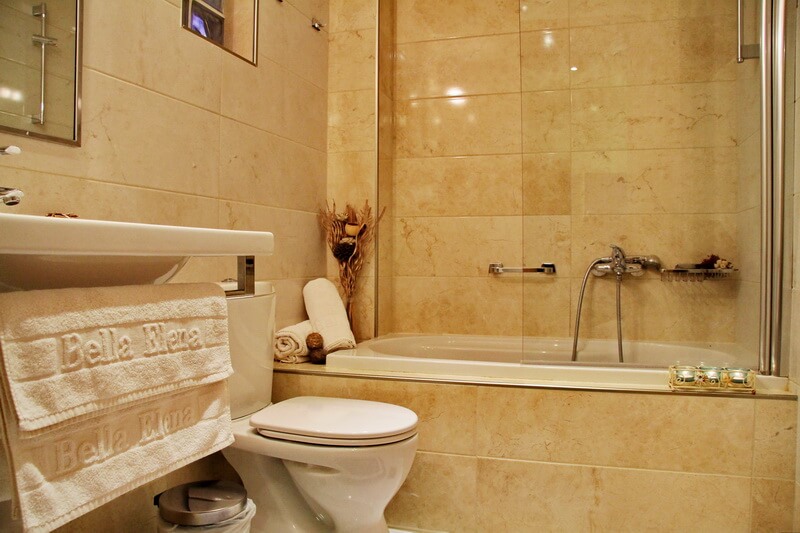 Bella Elena Apartments