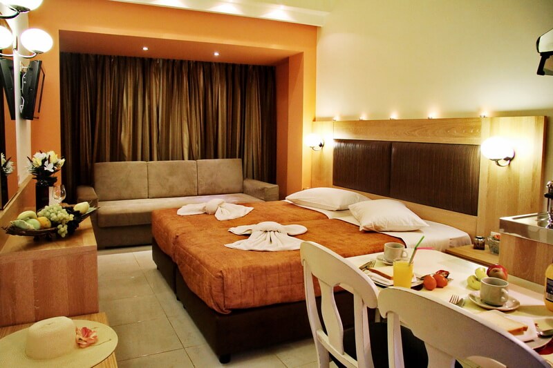 Bella Elena Apartments