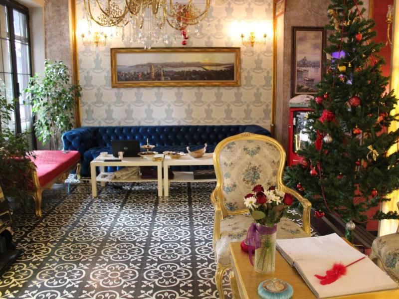Diamond Royal Hotel