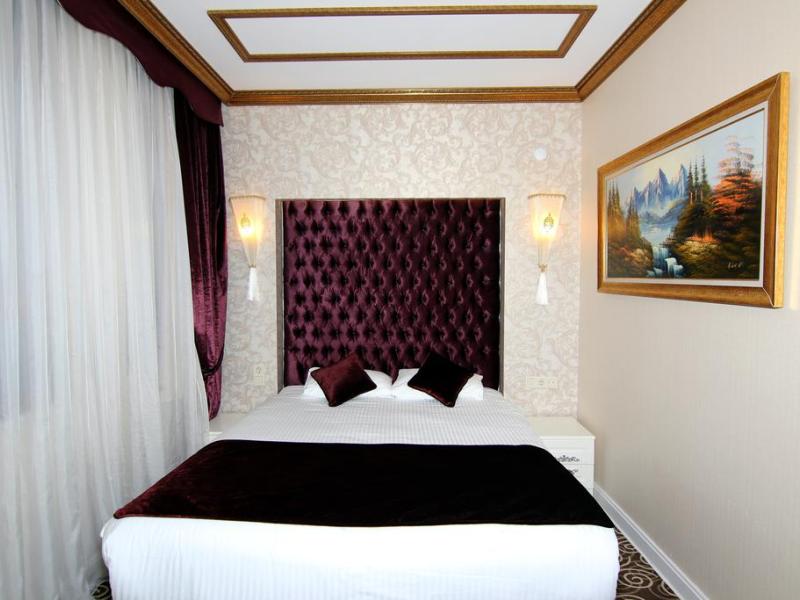Diamond Royal Hotel