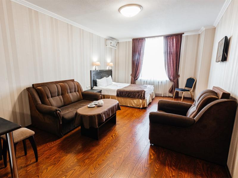 Марианна (ул. Пластунская)