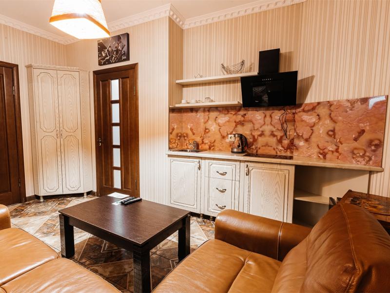 Марианна (ул. Пластунская)