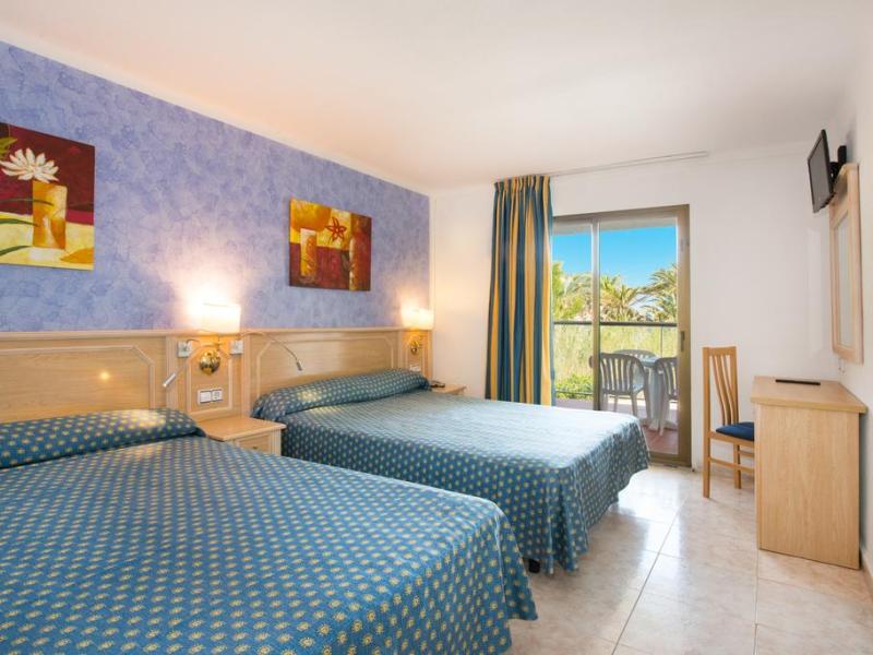 The Club Cala San Miguel Hotel Ibiza, Curio Collection By Hilton