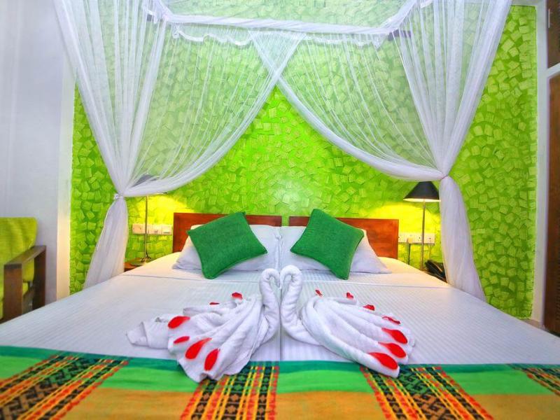 Rockside Beach Resort