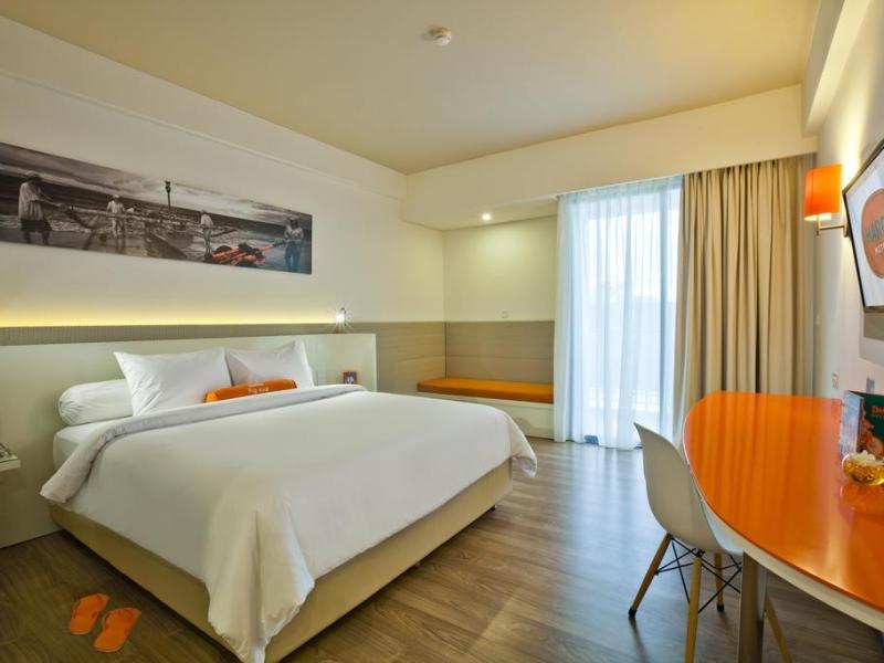 Harris Hotel Seminyak