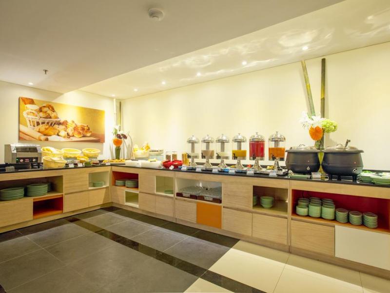 Harris Hotel Seminyak