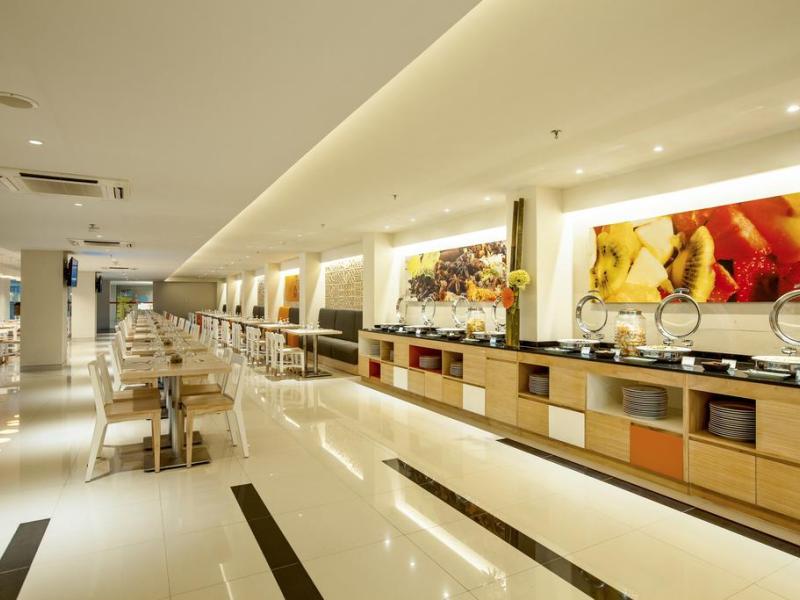 Harris Hotel Seminyak