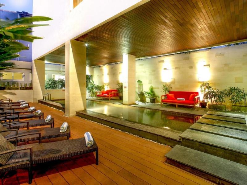 Euphoria Hotel