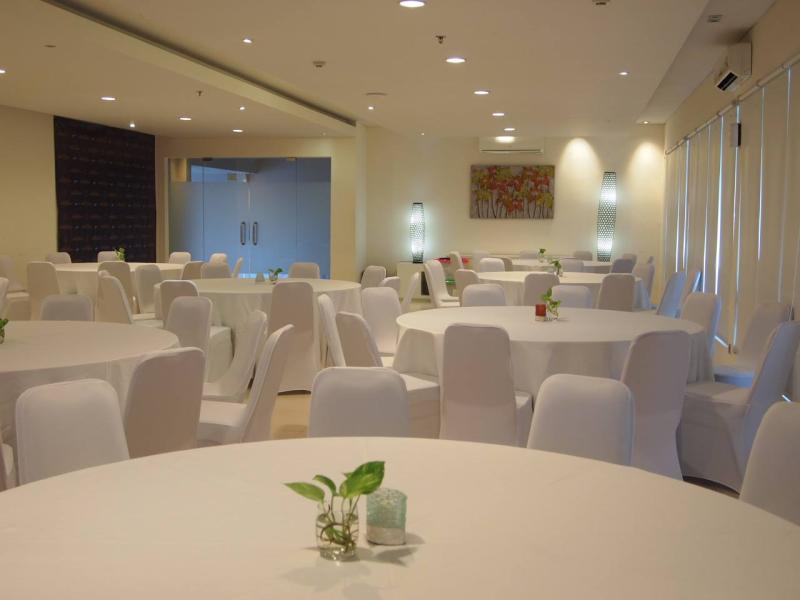Euphoria Hotel