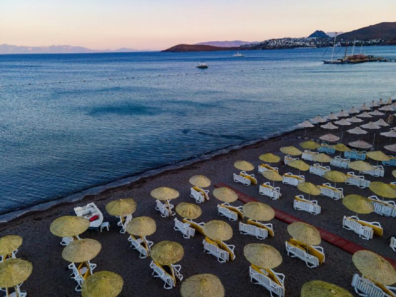 Petunya Beach Resort