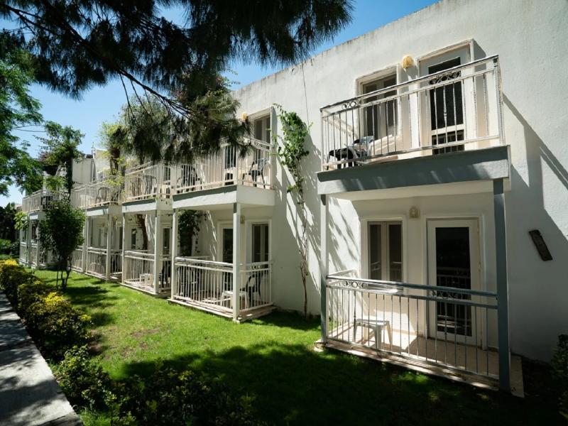 Petunya Beach Resort