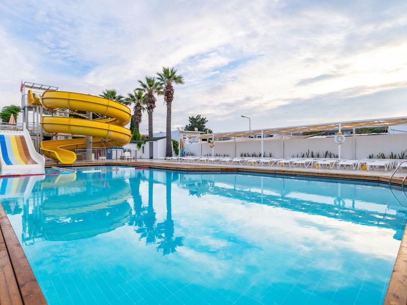 Petunya Beach Resort