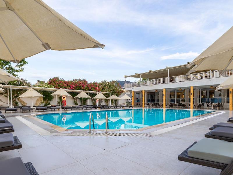 Petunya Beach Resort