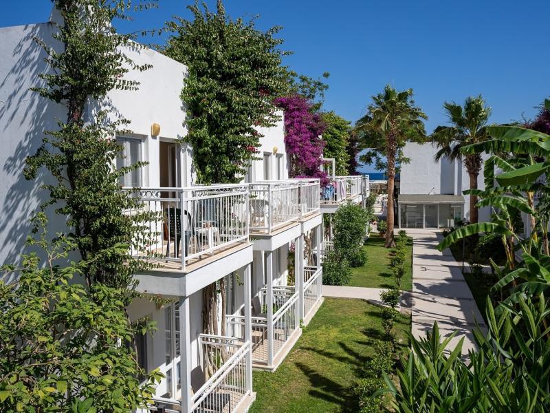 Petunya Beach Resort