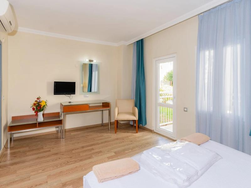 Petunya Beach Resort