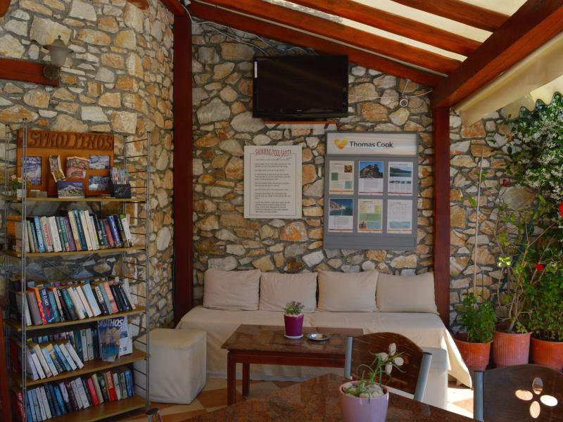 Villa Maraki