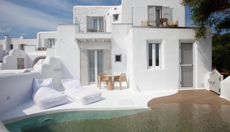 Golden Sun Hotel