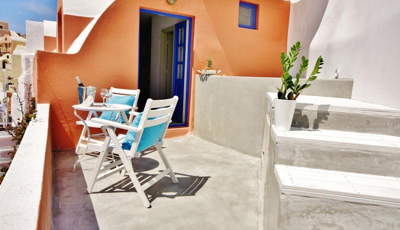 Chroma Suites
