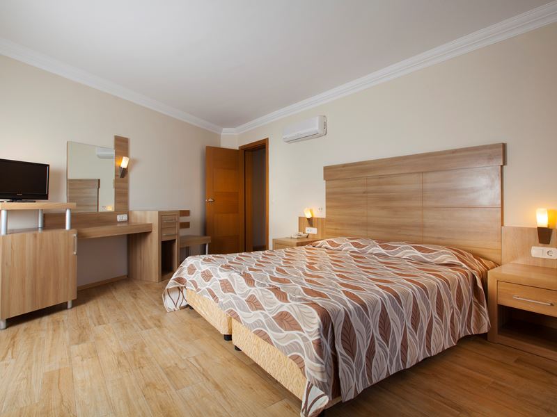 Standard room перевод. Club Side Coast Hotel 5. Club Side Coast Hotel 5 Сиде. Отель Club Side Coast Hotel 5 номера. Club Side Coast Hotel номера.