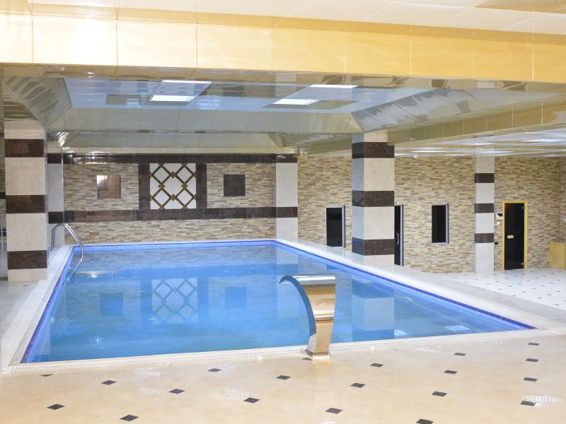 Deluxe Hotel & Spa