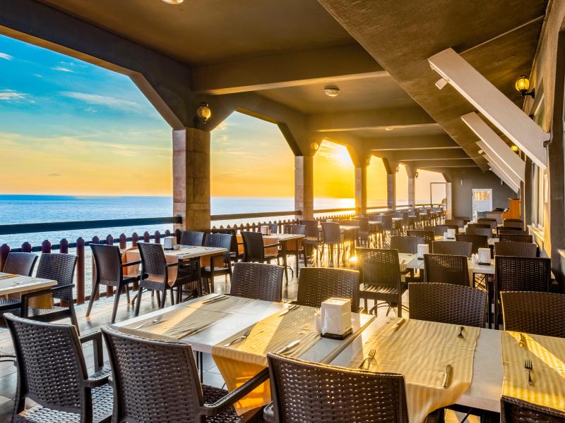 Senza Garden Holiday Club