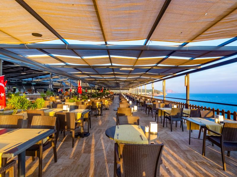 Senza Garden Holiday Club