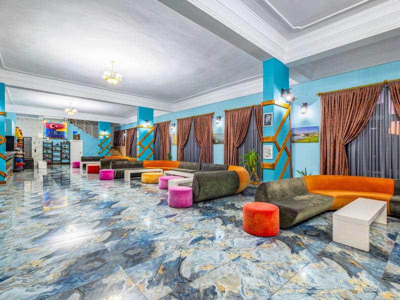 Senza Garden Holiday Club