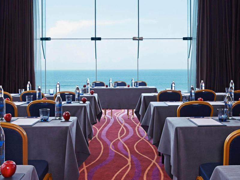 Radisson Hotel Colombo