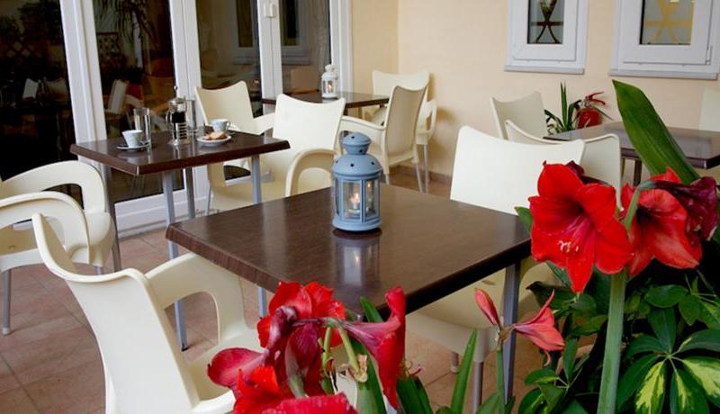 Efstratios Hotel 