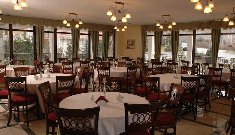 Hotel Ampelonas 
