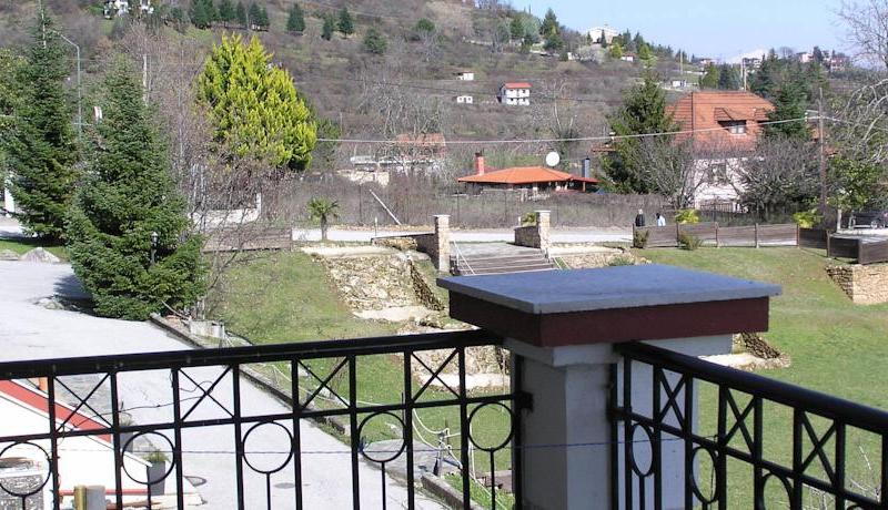 Hotel Ampelonas 