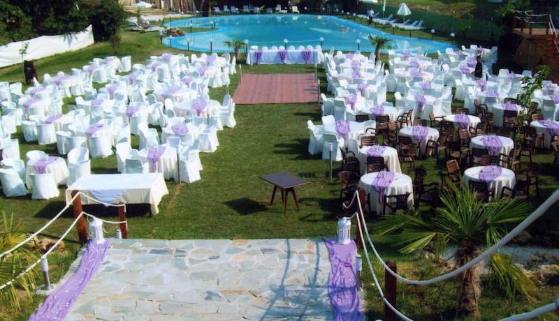 Hotel Ampelonas 