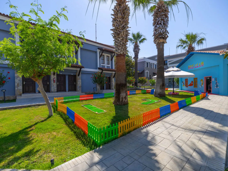 Lucas Didim Resort