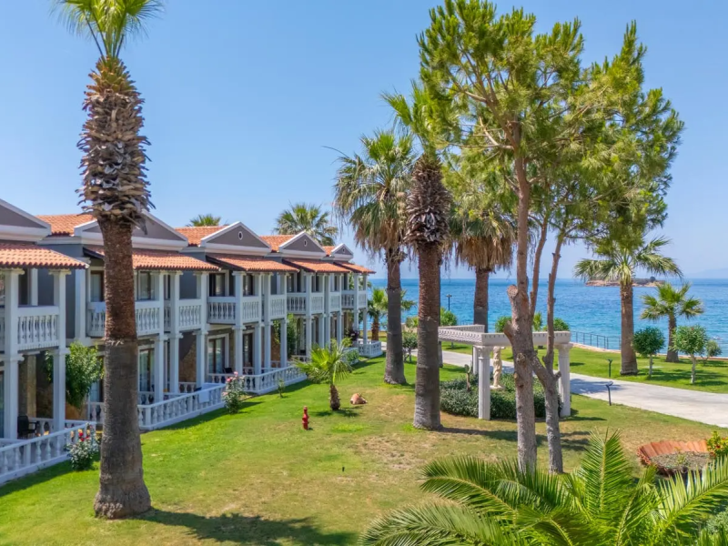 Lucas Didim Resort