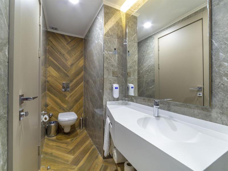 Lucas Didim Resort