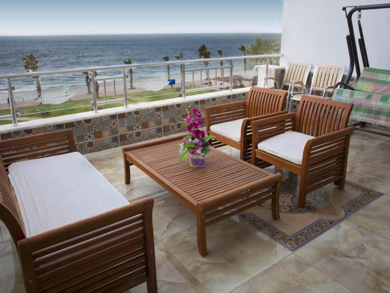 Pacco Sea & City Hotel