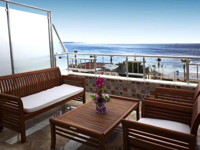 Pacco Sea & City Hotel