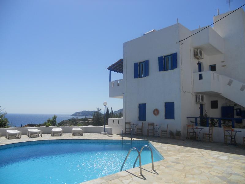 Thalia Apartments Agia Pelagia