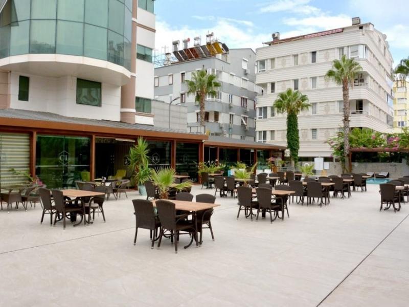 City Live Hotel