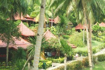 Club Ten Beach Resort