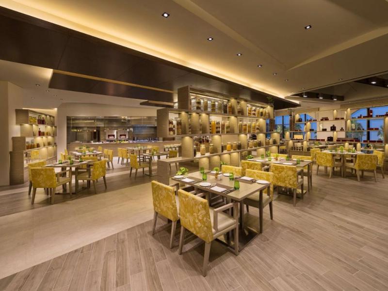 Hyatt Regency Dubai Creek Heights