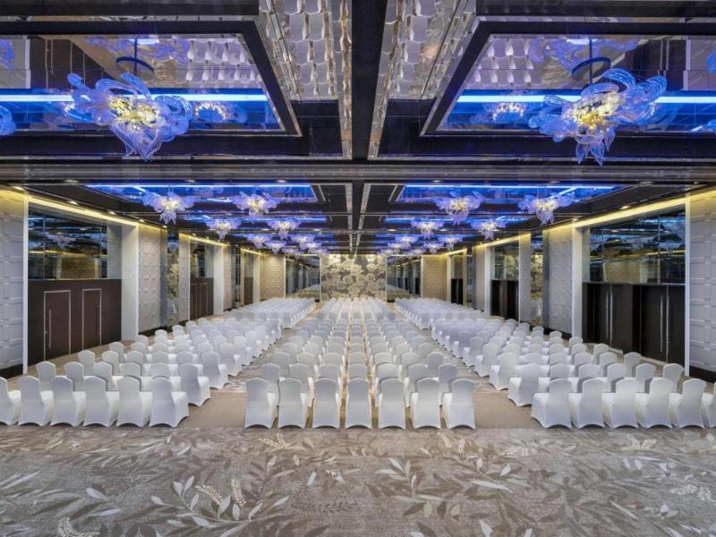 Hyatt Regency Dubai Creek Heights