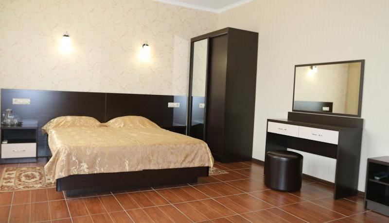 Олимпия Адлер (ул. Чкалова)