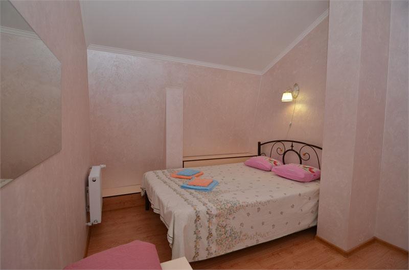 Людмила (Ленина 16А)