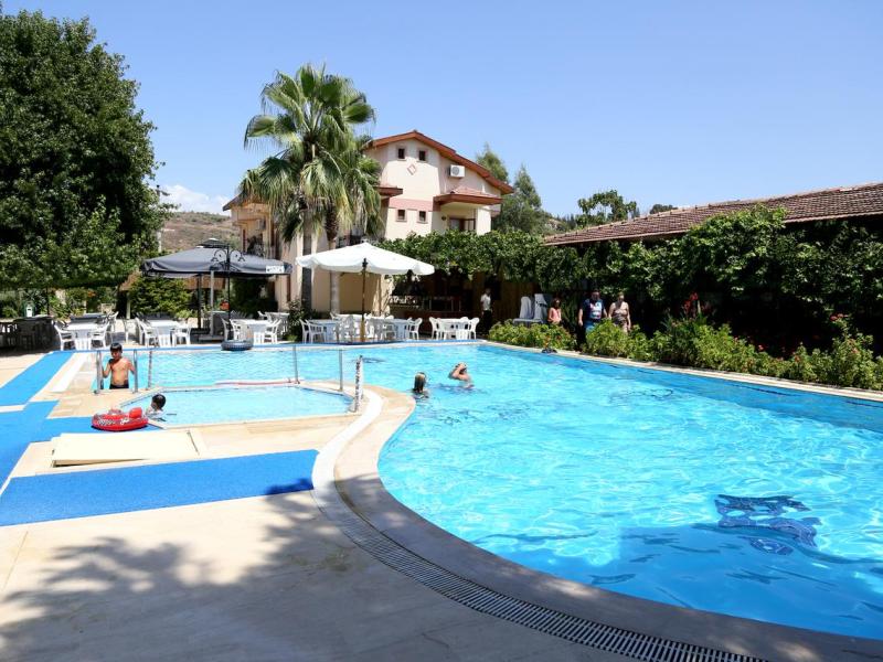 Club Turkuaz Garden