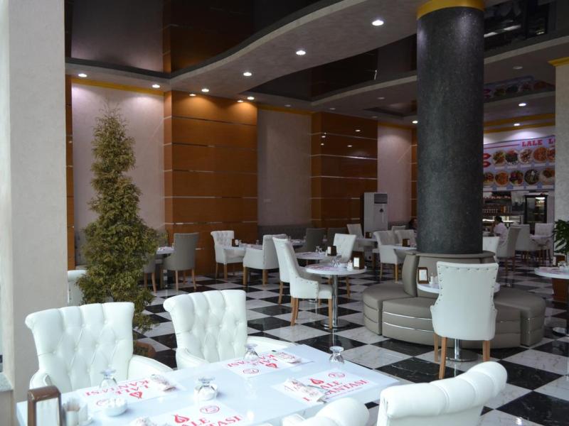 Grand Georgian Palace