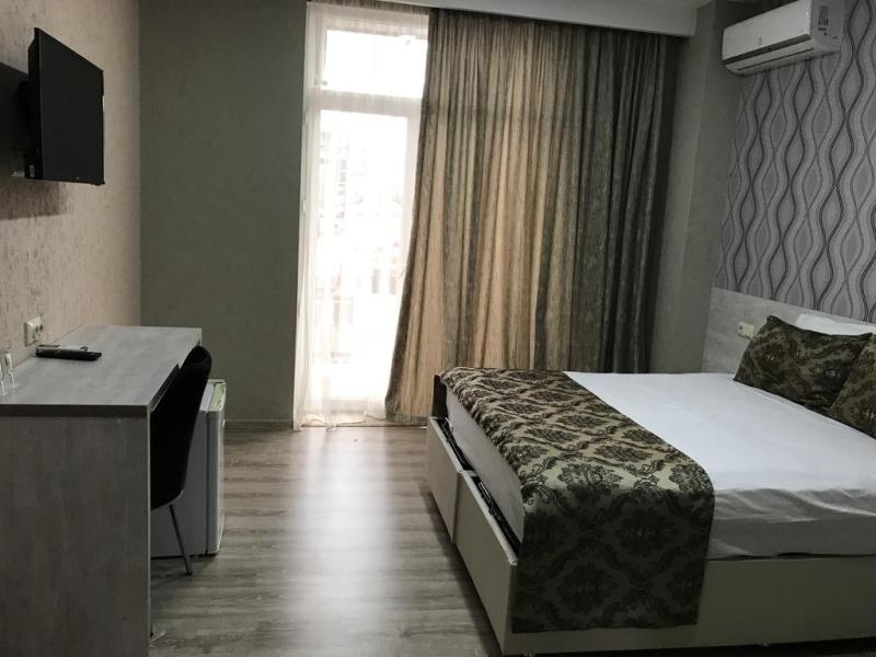 Elio Inn