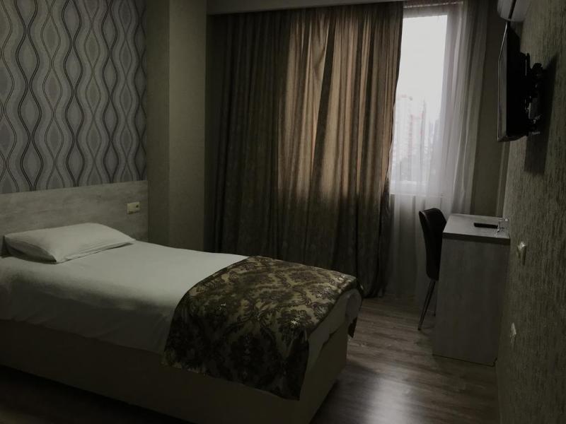 Elio Inn